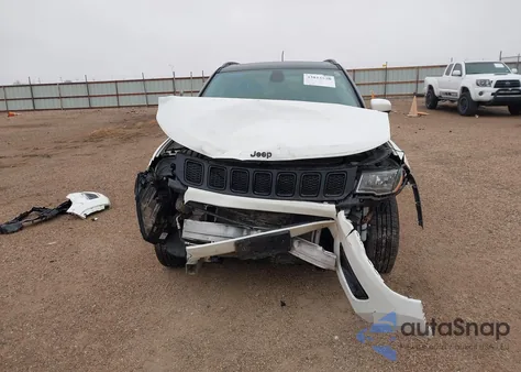 2020 Jeep Compass Altitude Fwd из США, поврежденный, VIN 3C4NJCBB9LT102536